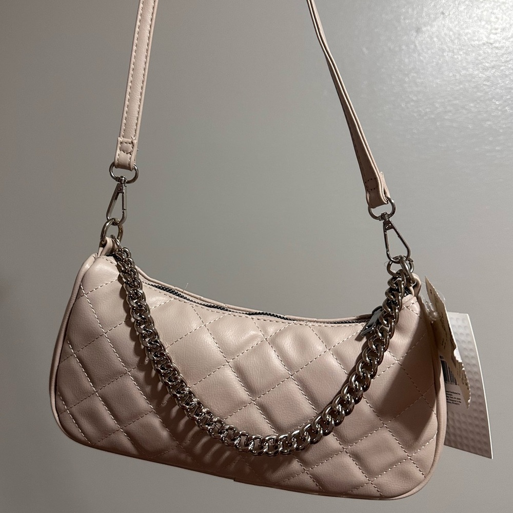 Beige chain shoulder bag purse